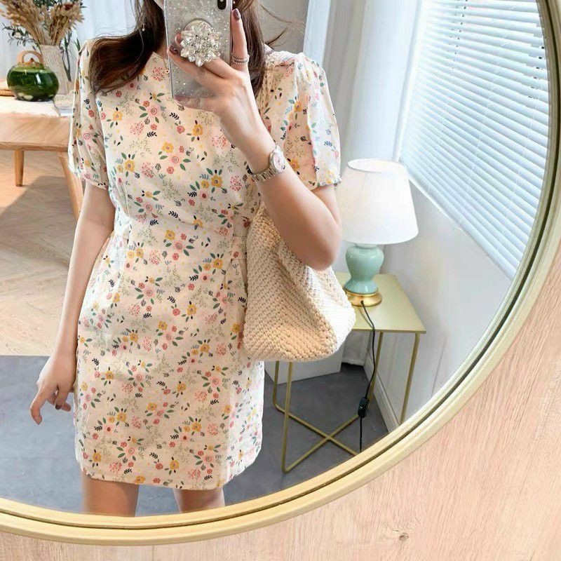 Đầm hoa thô dây eo.