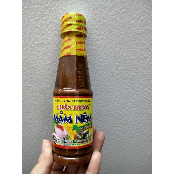 Mắm nêm Chấn Hưng pha sẵn, có gia vị đậm đà thơm ngon chai 170ml | BigBuy360 - bigbuy360.vn