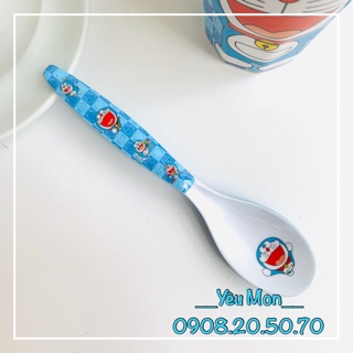 MUỖNG NHỰA DORAEMON DOREMON