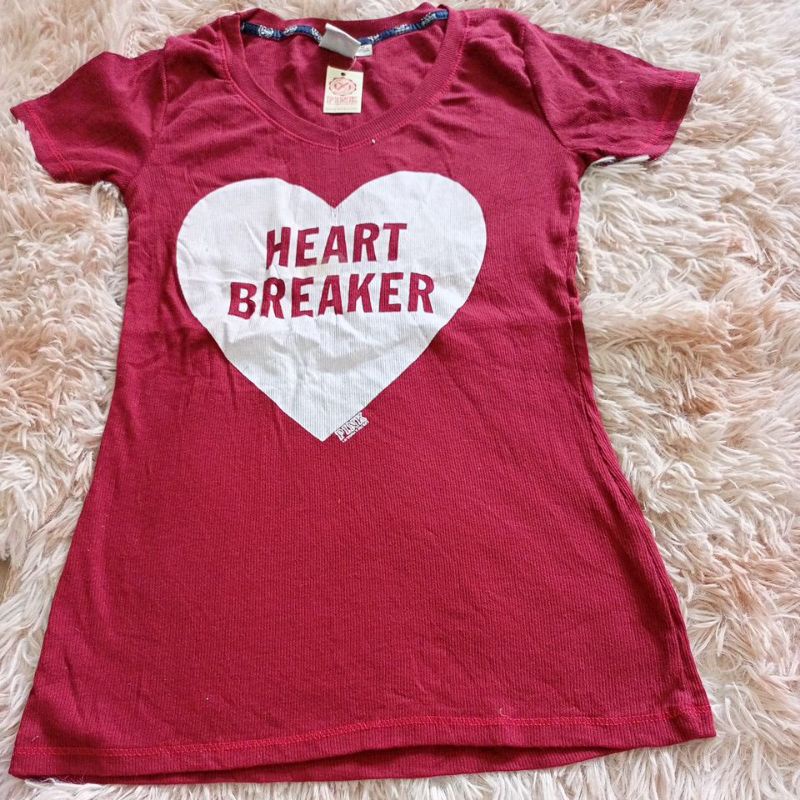 Áo dáng ôm pink..