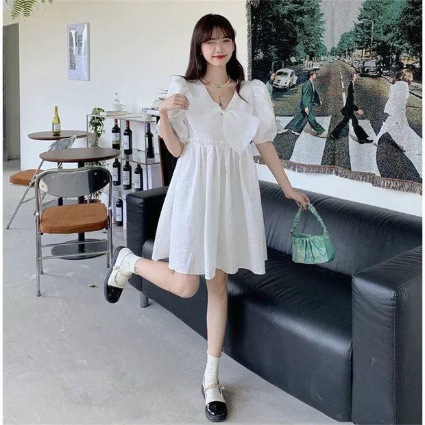 Váy cổ vuông, cổ nhọn kèm nơ thiết kế tay phồng, Đầm thời trang cao cấp sang trọng V104 | BigBuy360 - bigbuy360.vn