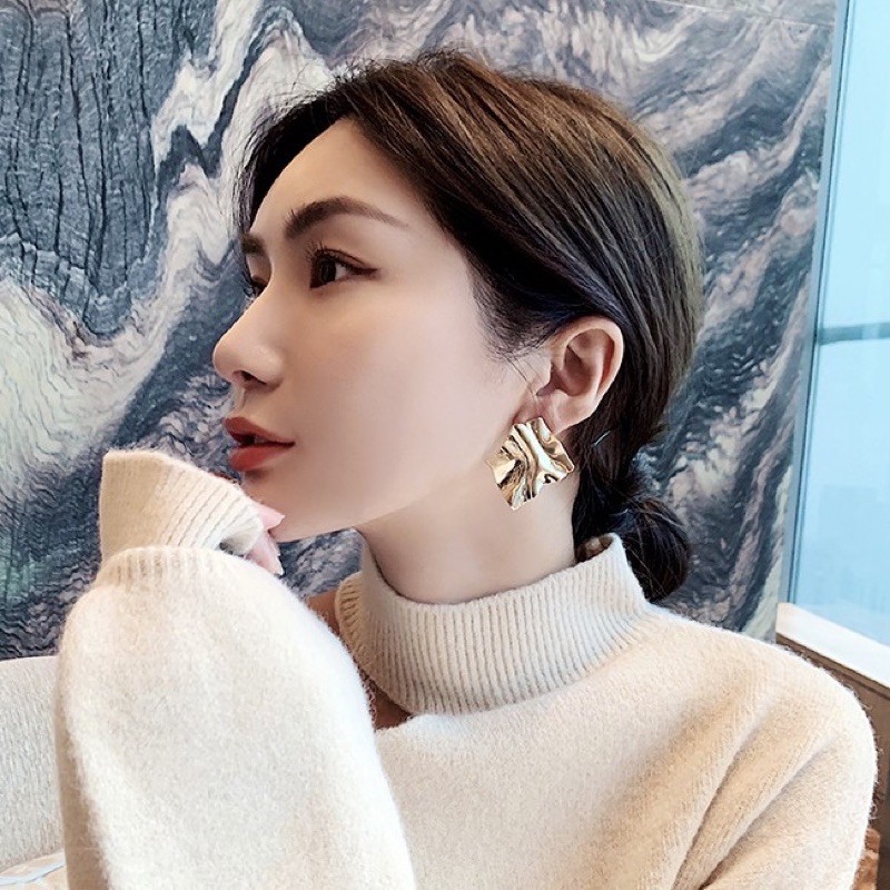 Bông tai hình học