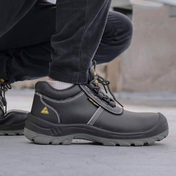 Giày Bảo Hộ Đi Công Trường Jogger Aura S3