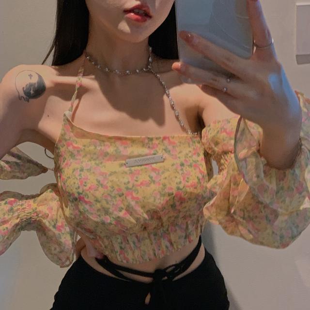 COZOK Áo Chiffon trễ vai tay dài hoạ tiết hoa nữ tính