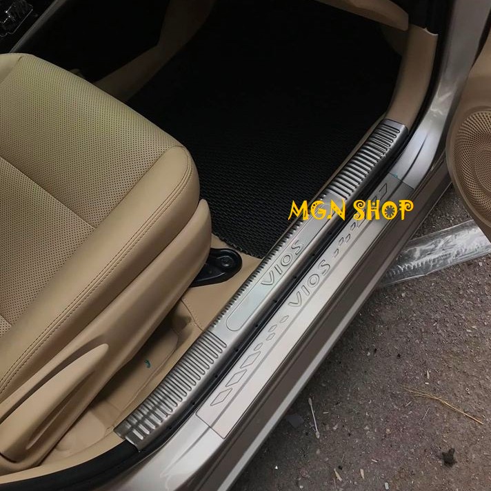 [Ốp bậc bước chân] [Toyota Vios 2018 - 2020] [bên trong - bên ngoài] inox