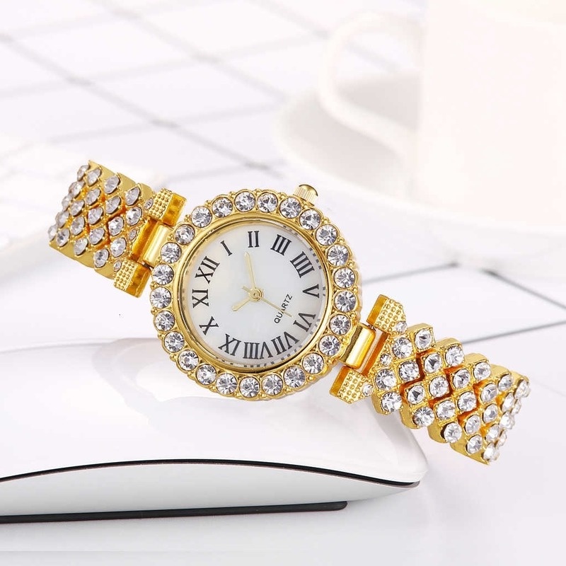 Đồng Hồ Đính Đá Thời Trang Dành Cho Nữ