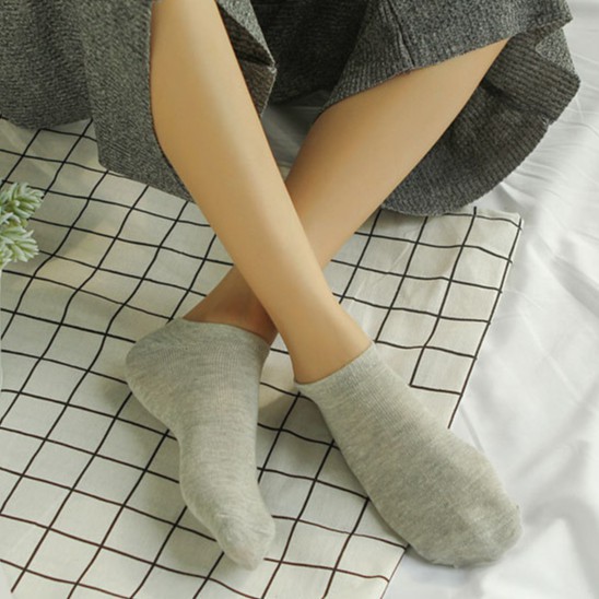 Tất cổ thấp màu trơn trẻ trung và thời trang