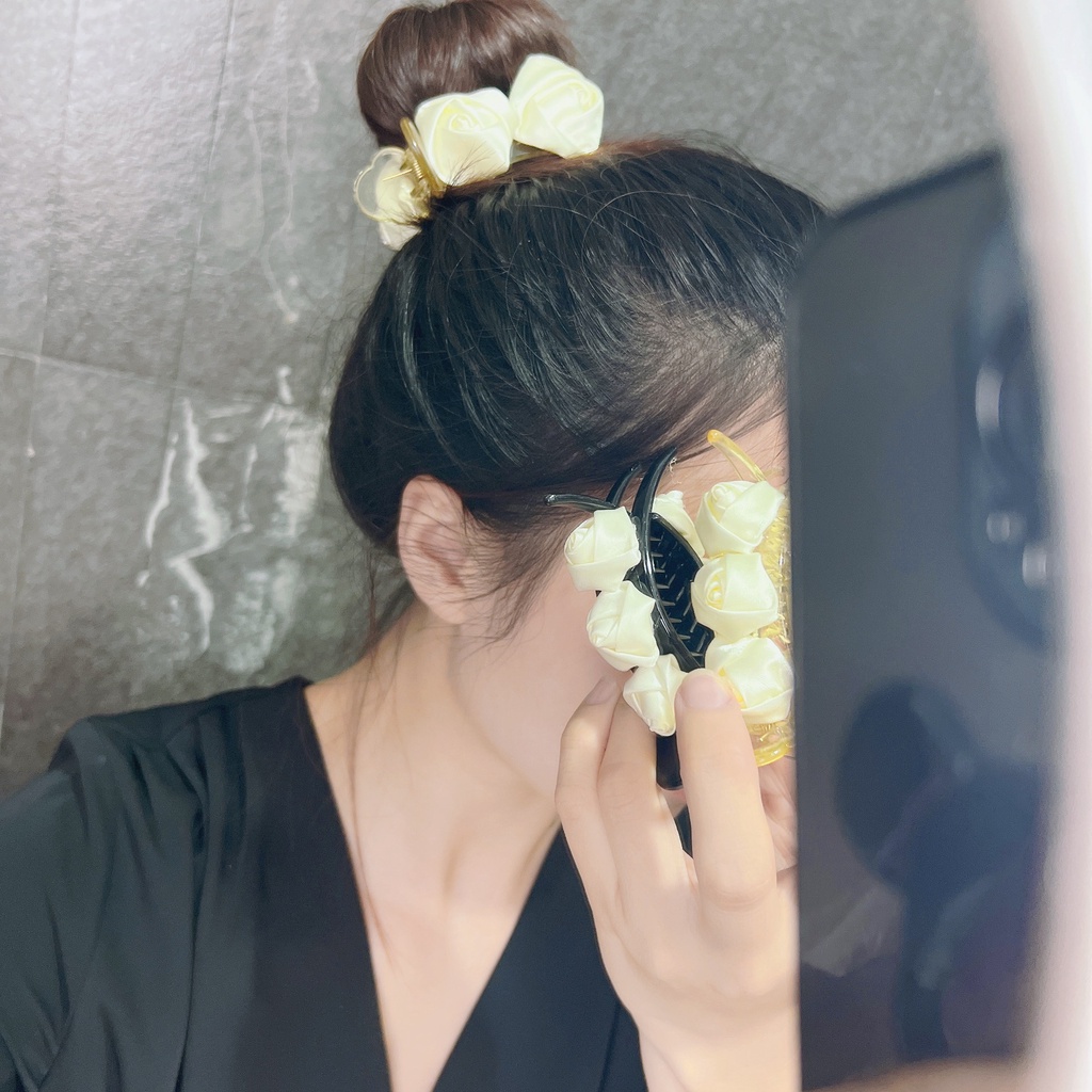 Kẹp Tóc Hình Hoa Trà Cột Nơ Sau Lưng Thời Trang