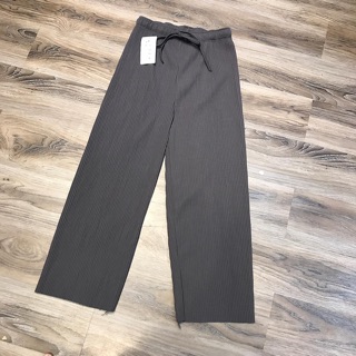 Quần ống rộng hot hit item