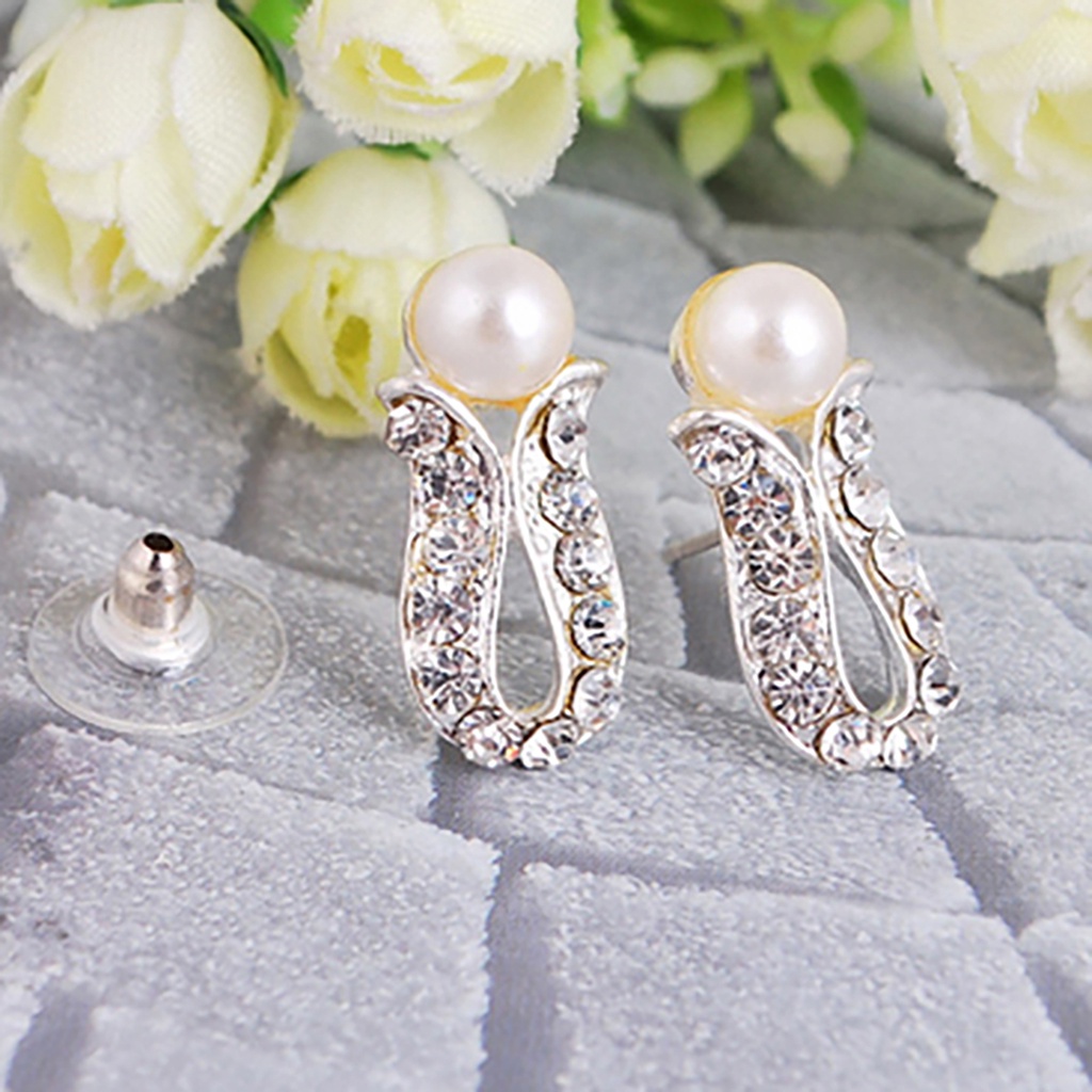 Bộ dây chuyền khuyên tai đính ngọc trai nhân tạo xinh xắn sang trọng dành cho nữ