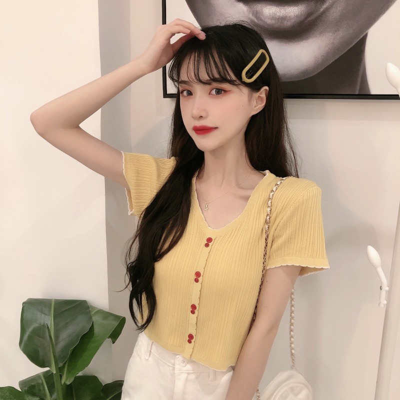 [ Mã 11FASHIONSALE1 giảm 10K đơn 50K ] Áo croptop tay ngắn xẻ cổ chữ V phong cách Hàn Quốc | WebRaoVat - webraovat.net.vn