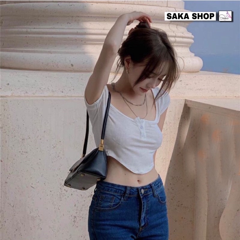 Áo croptop nữ thun tay ngắn vạt bầu nút sắt màu trắng