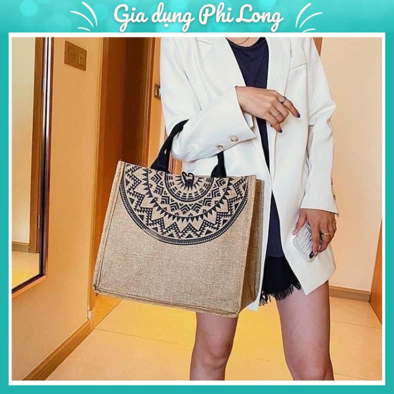 Túi Cói Hoạ Tiết Trống Đồng Thiết Kế Trang Nhã Lại Cực Dễ Phối Đồ