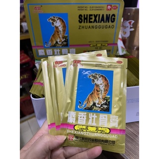 Cao dán con cọp bao nóng gói 4 miếng