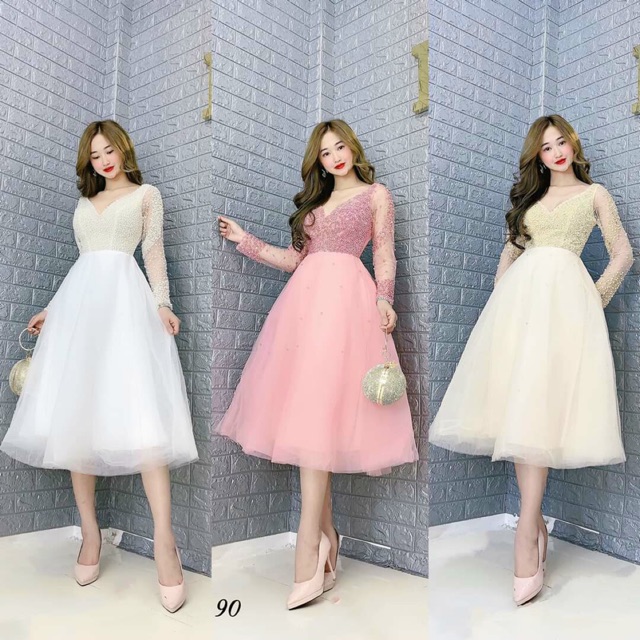 Đầm công chúa tay dài kết cườm