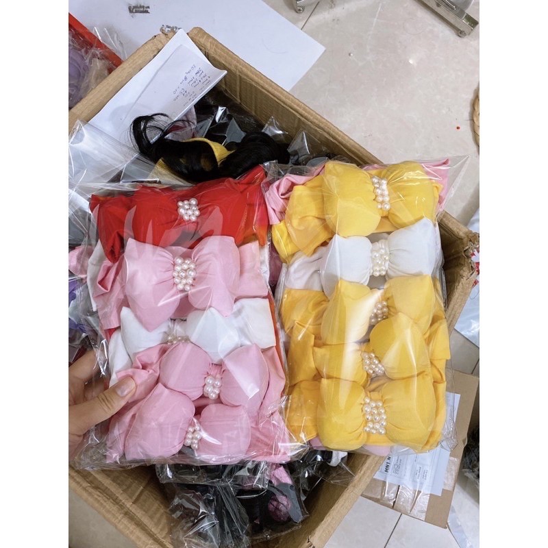 Băng đô đính ngọc sang chảnh bé gái