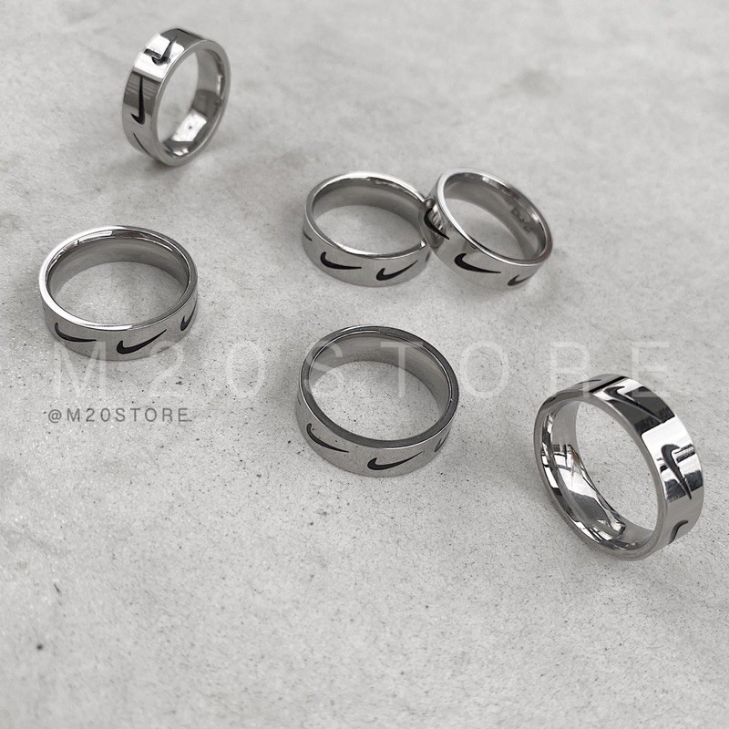 Nhẫn Basic Bằng Thép TiTan Chống Gỉ, Nhẫn Kí Hiệu Logo Unisex Phù Hợp Mang Đôi, Couple