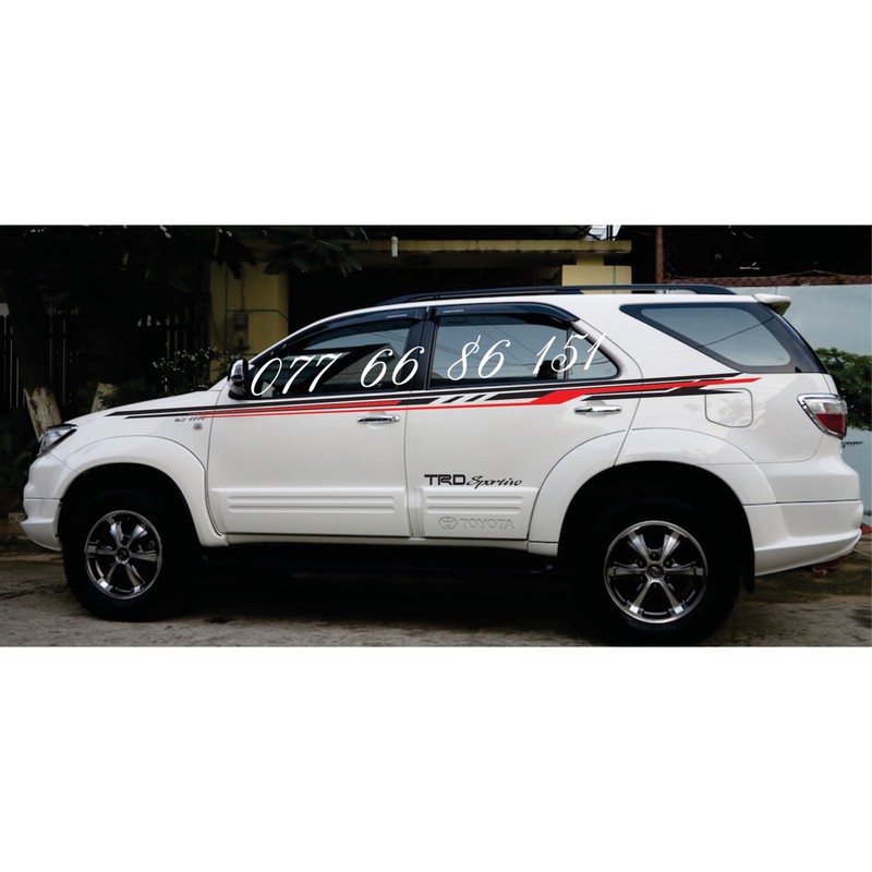 Tem Dán Sườn Xe Fortuner.Cho tất cả dòng xe 7 chỗ