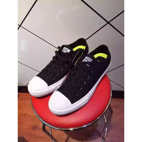 Giày Thể Thao Sneaker CV Chuck 2  Đen Trắng Cổ Thấp