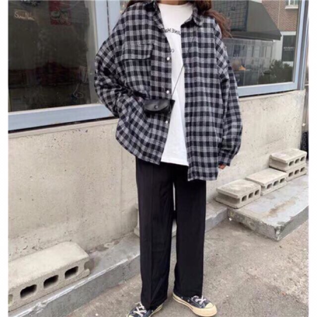 ẢNH THẬT ÁO SƠ MI KẺ OVERSIZE HAI MÀU SẴN / Áo sơ mi kẻ uzallang