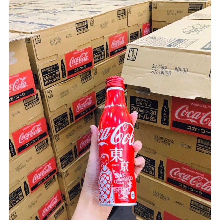 Thùng 30 Chai Nước Ngọt Coca Cola Original Taste Tokyo 250ml - Nhật Bản 01/2021