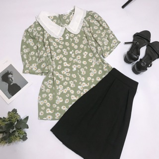 Áo hoa cúc cổ sen ( giá sale)