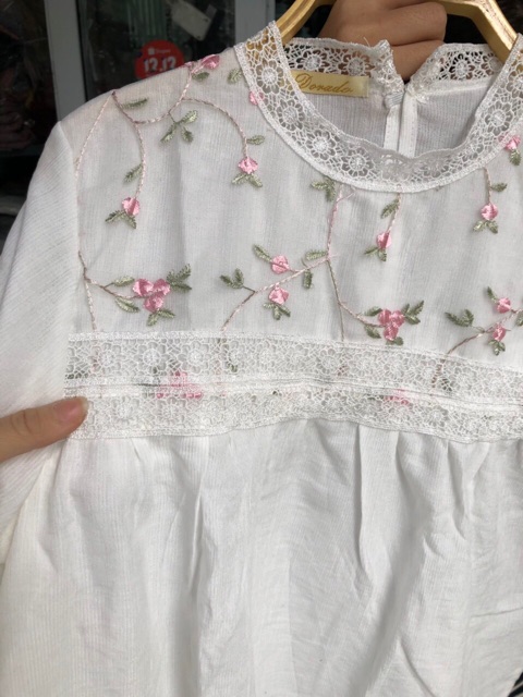 Áo sơ mi nữ tay dài NARII áo babydoll trắng phong cách Ulzzang Hàn Quốc thêu Juka Shop
