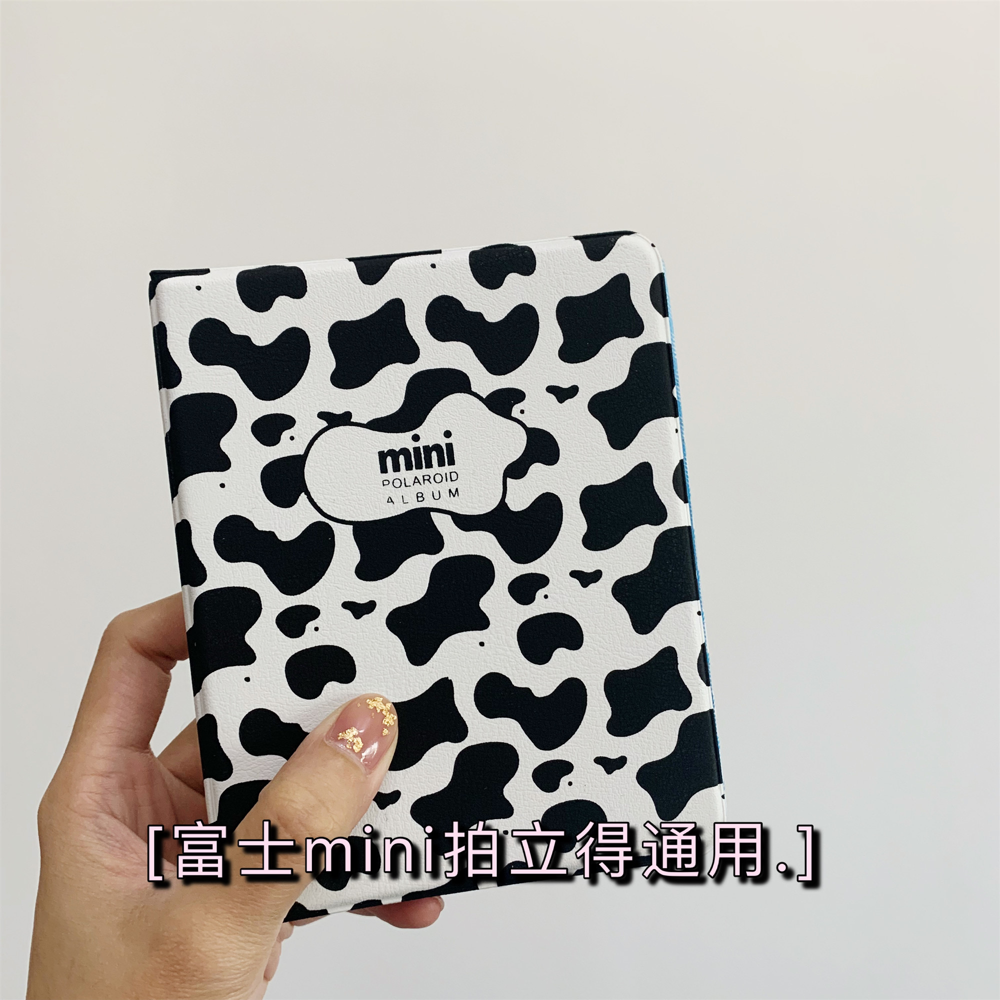 Cuốn Album Ảnh Fuji Polaroid Họa Tiết Bò Sữa