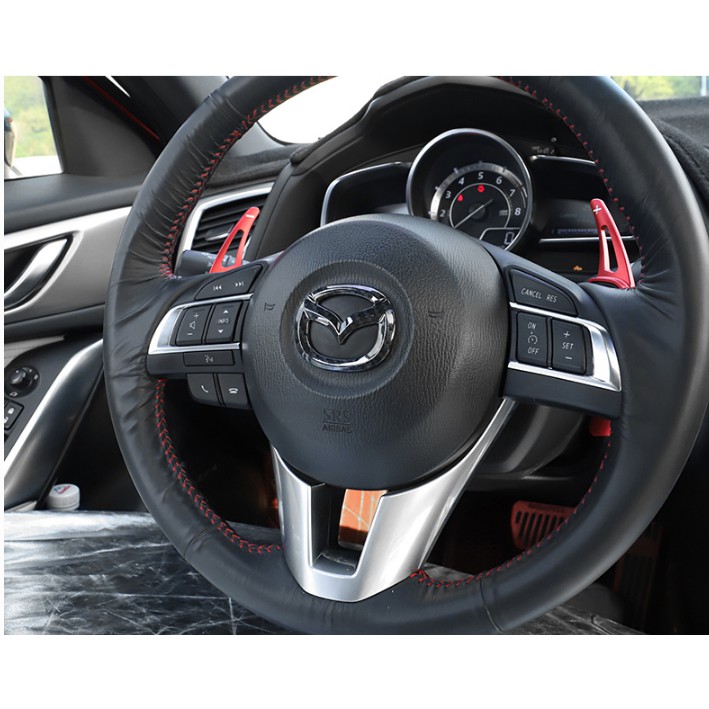 Ốp trang trí logo  trên vô lăng xe Mazda 2,3,6,CX5,CX8