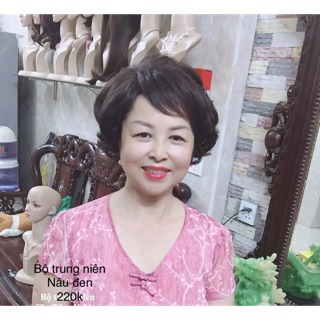 Bộ trung niên trùm đầu