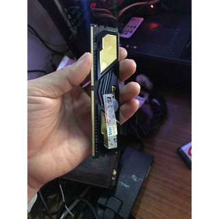 Ram máy tính hiệu Team 4g/ 2400
