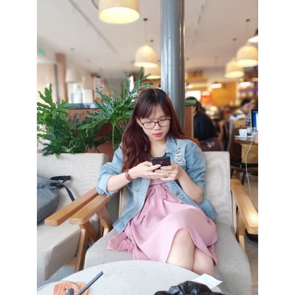 Đầm xoè có dây cột eo chất đũi