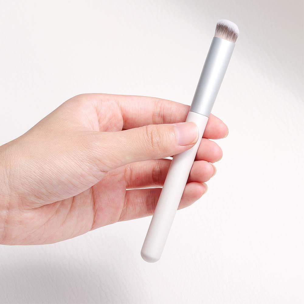 [Hàng mới về] Cọ Trang Điểm Sợi Tổng Hợp Tay Cầm Bằng Gỗ Dùng Đánh Phấn Bắt Sáng/Phấn Che Khuyết Điểm