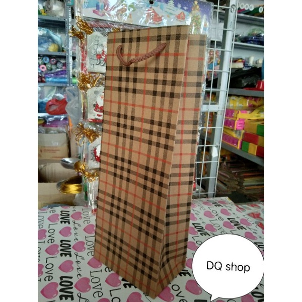 túi rượu, túi giấy đựng rượu làm quà tết khổ 35*13*8 cm