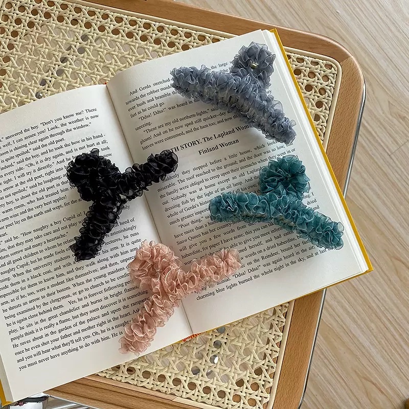 Kẹp tóc càng cua sang chảnh