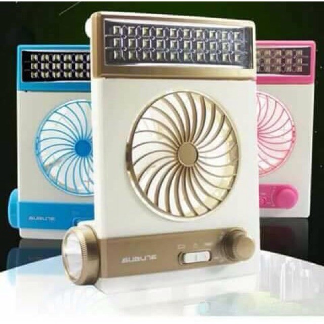 Quạt tích điện năng lượng mặt trời 4  in 1