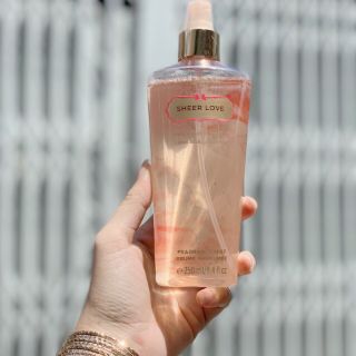 Xịt toàn thân Victoria secret