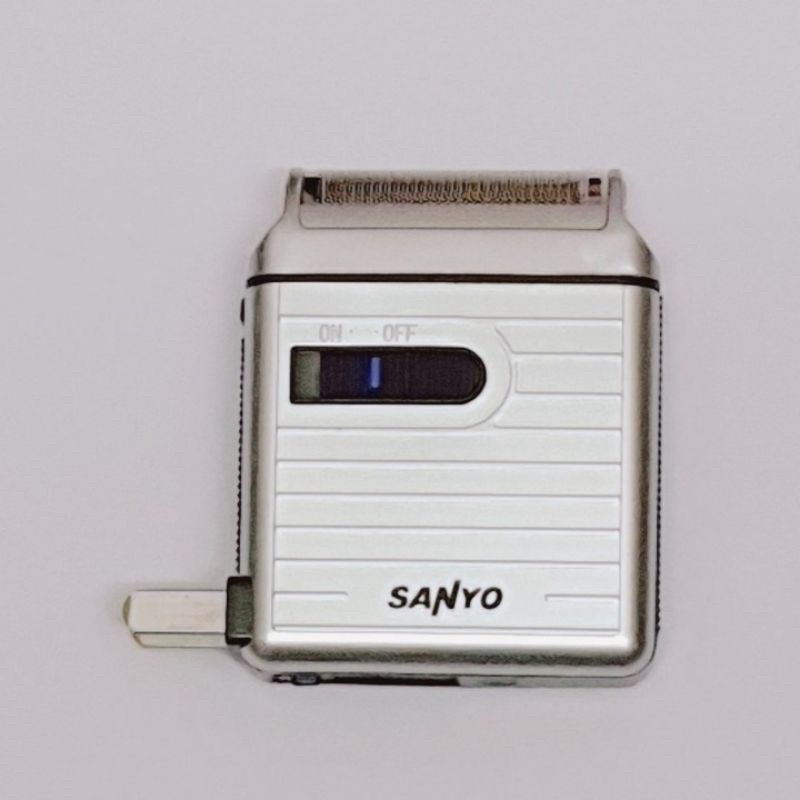 Máy cạo râu + lưỡi thay thế SANYO SV M730 bản sạc điện NEW