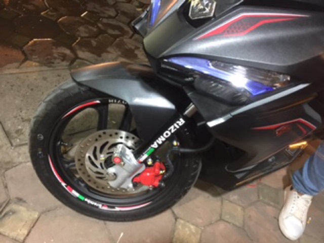 Tem vành chữ phản quang