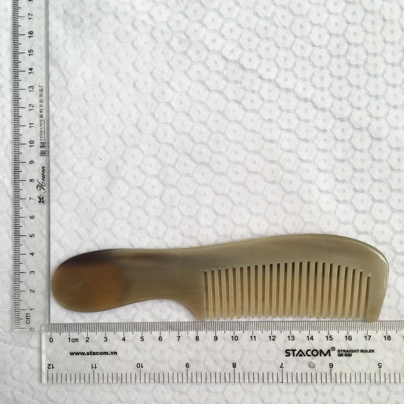 Lược chải tóc sừng bò châu Phi (L09 chuôi trắng nhỡ 18x4,5 cm)