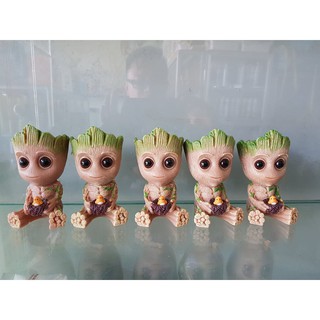 Cậu bé Groot