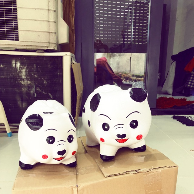 Heo đất vẽ chó đốm
