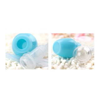 Dụng cụ hút mũi cho trẻ Basilic D093
