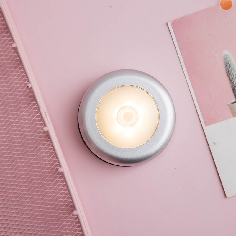 Đèn ngủ LED cảm ứng dạng dán tiện lợi