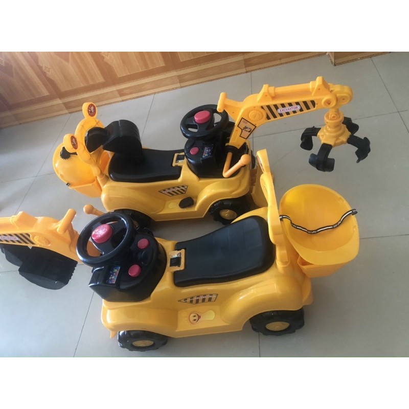 [Lynh_kids88]Xe cẩu Điện cho bé-xe cẩu chòi chân ( có kèn+ tựa lưng+ mũ bảo hiểm)