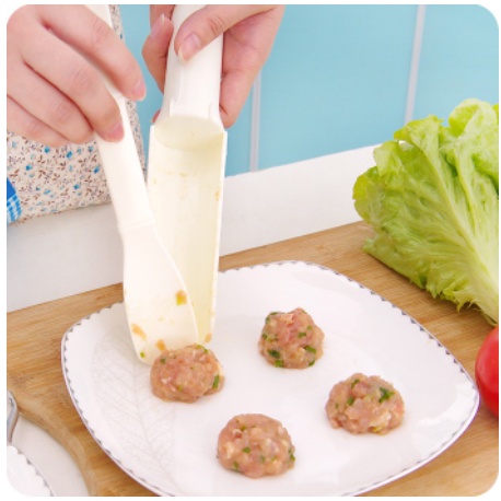 Khuôn làm thịt viên kèm muỗng chia tiện lợi