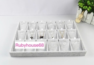 Khay nhung trưng bày trang sức Rubyhouse68