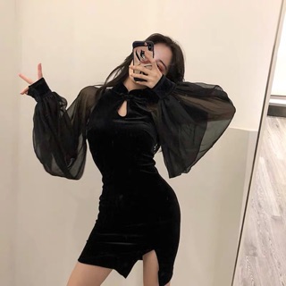 Váy nhung tay bồng cá tính