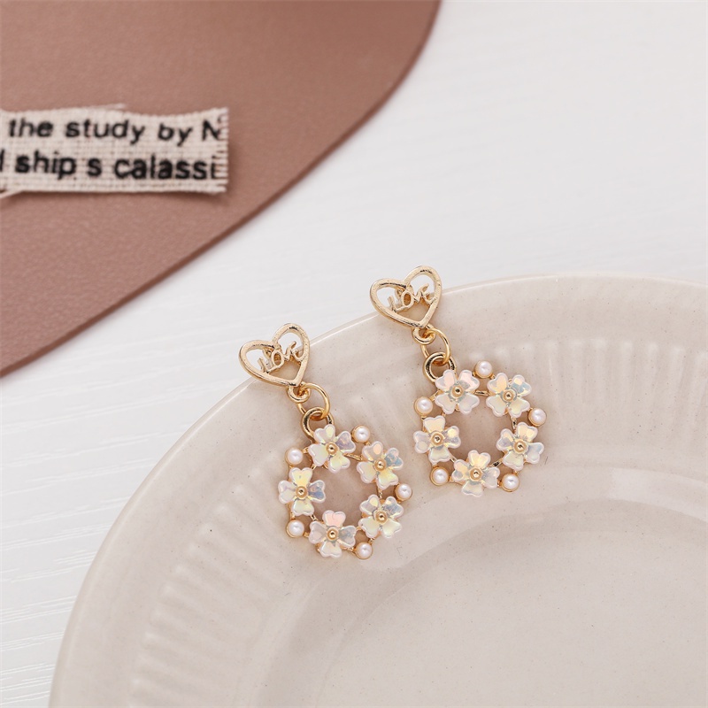 Khuyên tai kẹp không bấm lỗ chốt cố định K066 bằng hợp kim mạ vàng hình tròn bông hoa đính hạt trai dáng midi Leous