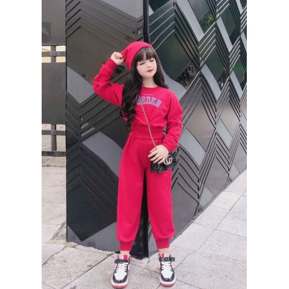 Bộ  3ct  bé  gái